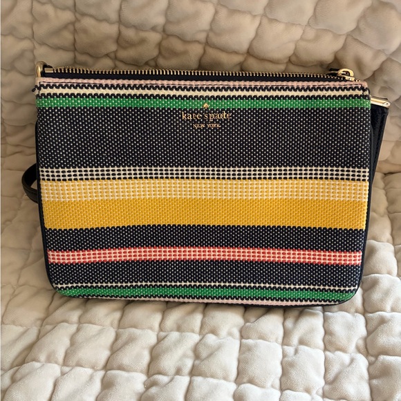 kate spade Handbags - 🤩Kate Spade Jackson Boardwalk Stripe Triple Gusset Crossbody ✨